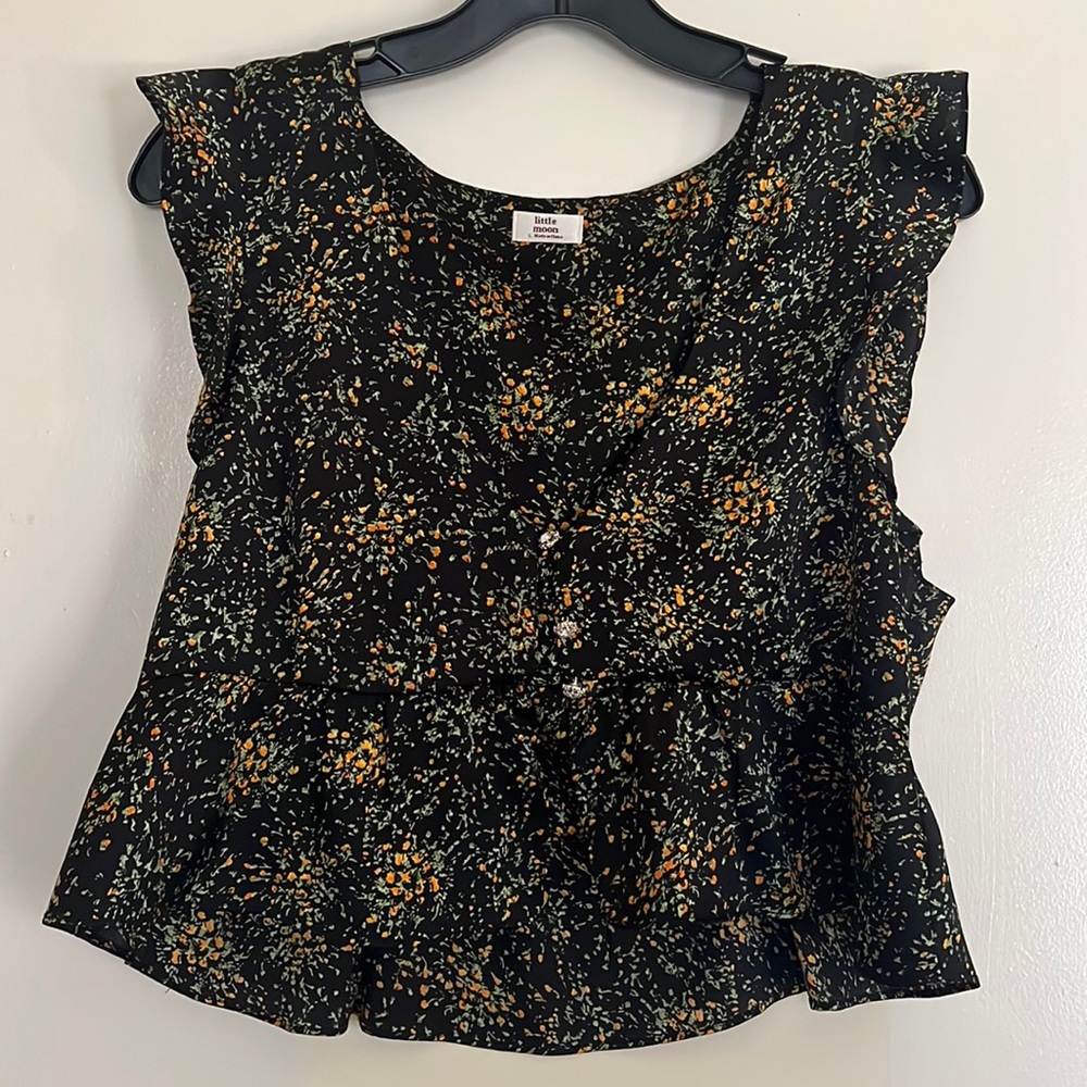 Aritzia top - little moon